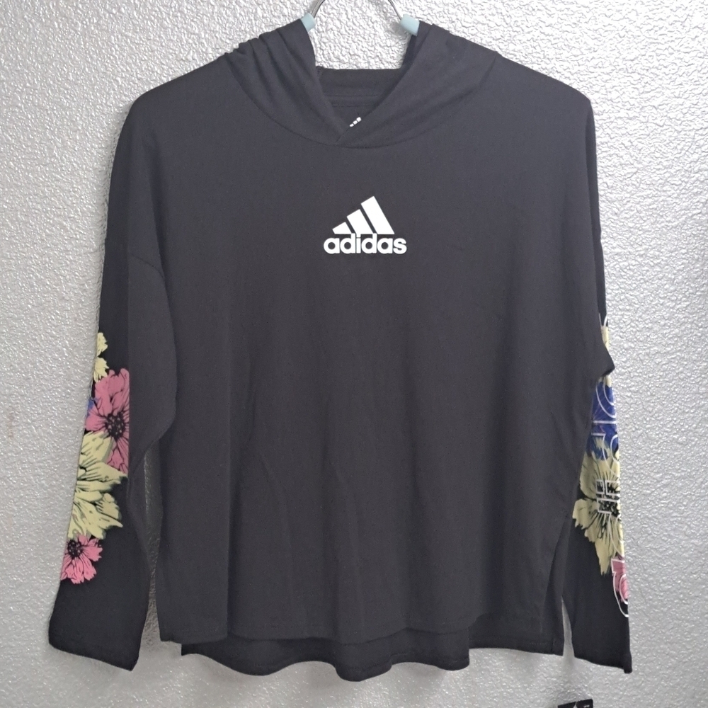 NWT Adidas T Shirt Hoodie With Flowers   Size M (10-12)